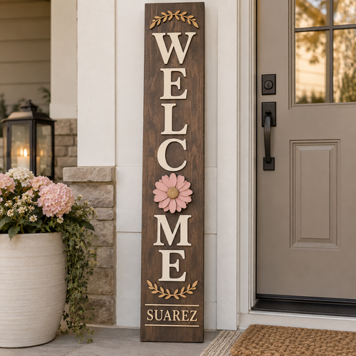 Tall personalized Suarez welcome porch leaner