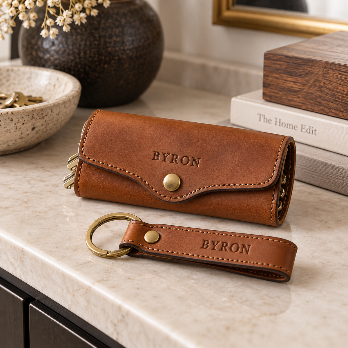 Personalized BYRON leather key holder and fob